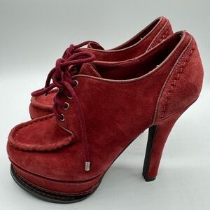 Guess chunky suede high heel shoes size 6 dark red
